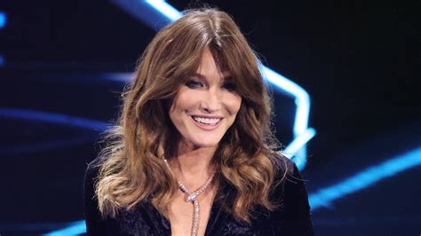 carla bruni vestito versace